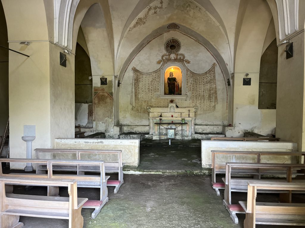 interno della chiesa di Sant'Anna